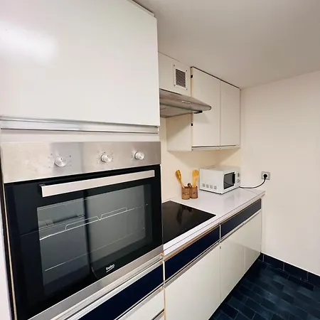 De Lina - L'architek - Self Check-in -