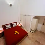 De Lina - L'architek - Self Check-in - *